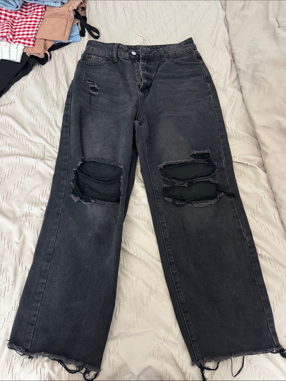 Black Distressed High-Waist Women’s Jeans